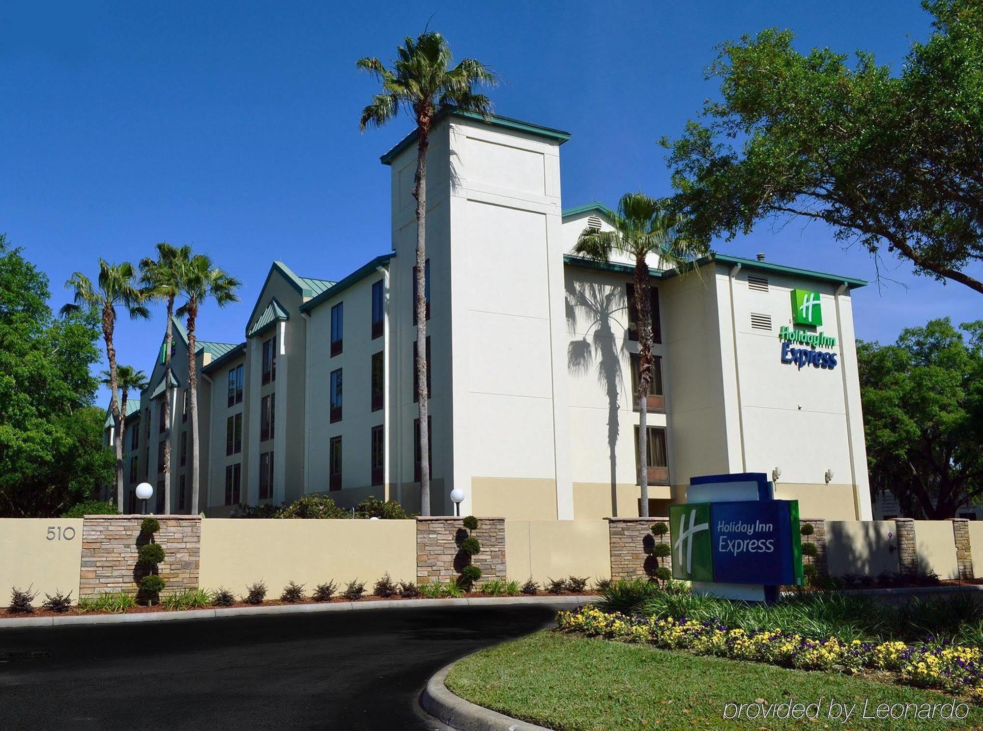 Holiday Inn Express Tampa-Brandon By Ihg Exterior foto